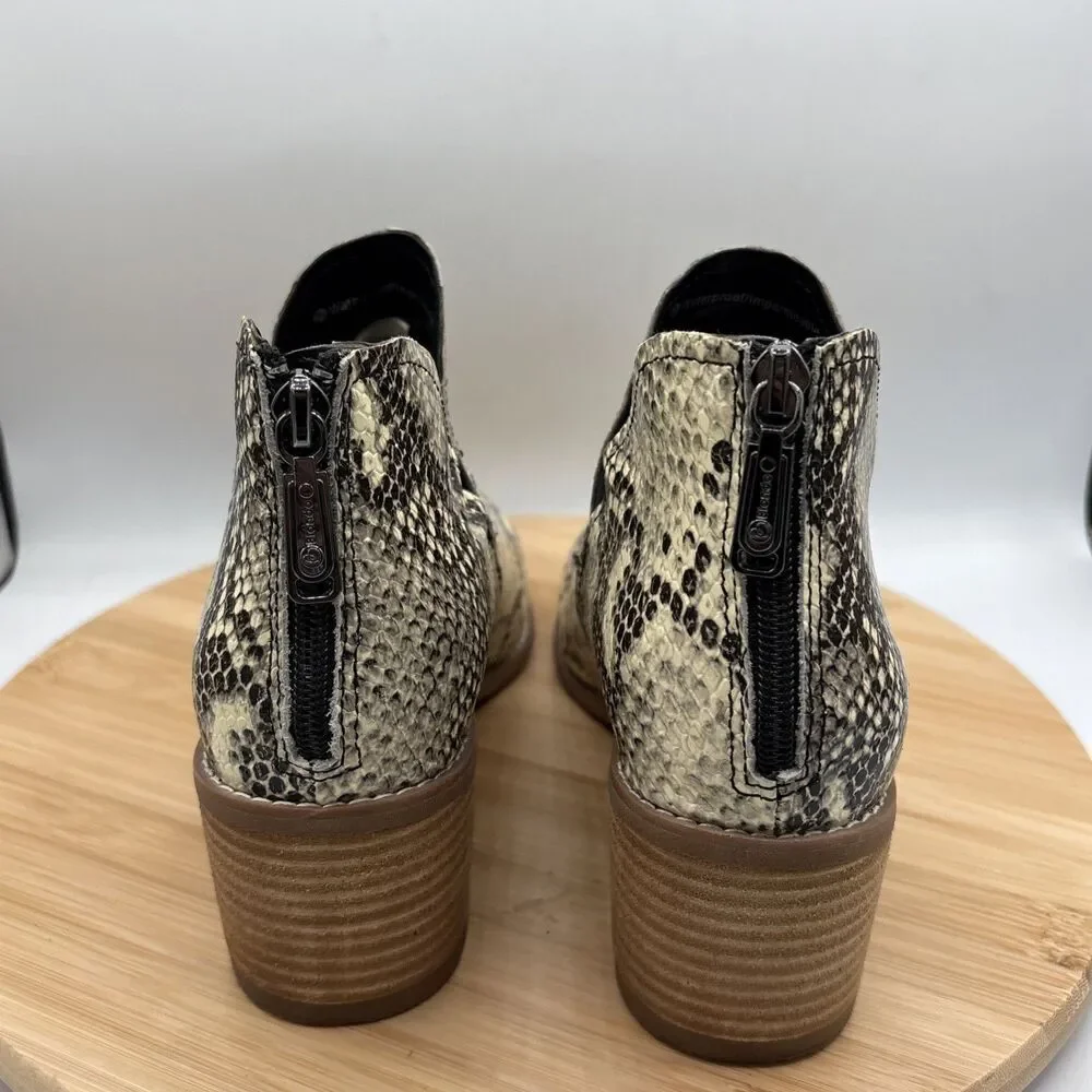 Blondo Neda Snake Print Waterproof Leather Ankle Boot Back Zip Sz 8 boho Western